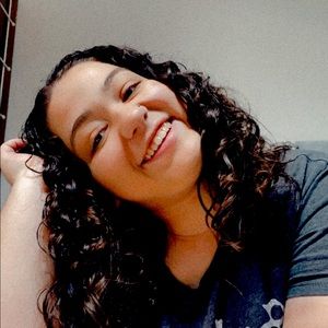 Meet your Posher, Bella